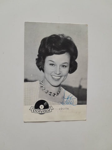 Autogrammkarte Lolita. (Handsigniert)