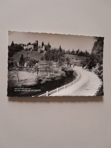 AK Packstrasse mit Ruine Krems bei Voitsberg.