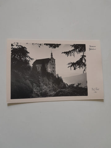 AK St. Peter-Freienstein. Einsames Gotteshaus.