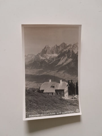 AK Schladmingerhütte auf der Planai Blick geg. Dachstein. (1927)