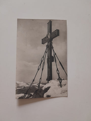 AK Kaiserkreuz auf dem Großglockner gegen den Großvenediger. (1930)