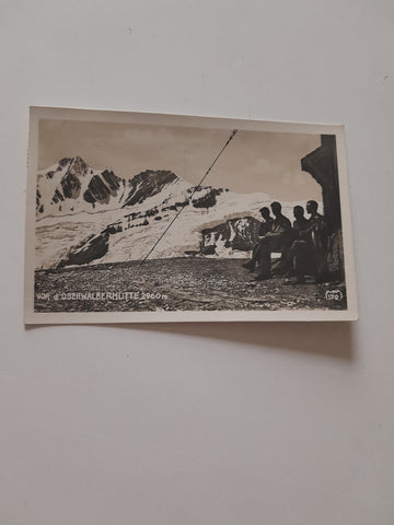 AK Vor der Oberwalderhütte.