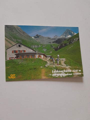 AK Lucknerhütte mit Großglockner.