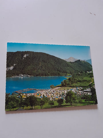 AK Campingbad Ossiachersee mit Blick auf Burgruine Landskron, Hotel Lido.