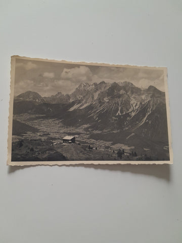AK Krummholzhütte gegen Dachstein.