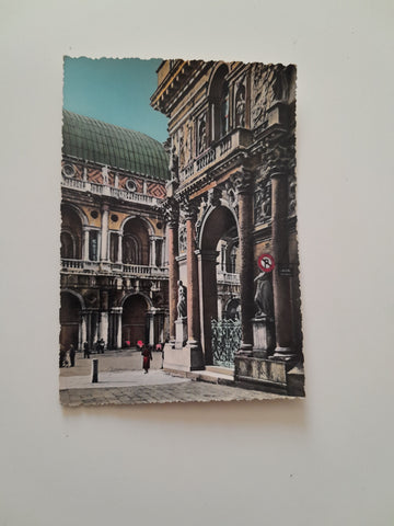 AK Vicenza. Scorcio Basilica Palladiana e Loggia Capitaniato.