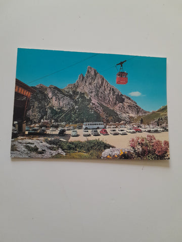 AK Passo Falzarego Partenza Funivia del Monte Lagazuoi.