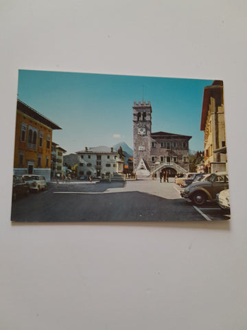 AK Pieve di Cadore. Piazza con il Monumento a Tiziano. Gran Caffe Tiziano.