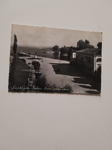 AK Peschiera. Lago di Garda - Piazza Giosue Carducci.