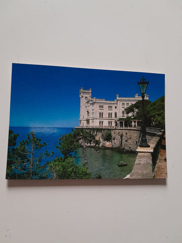 AK Trieste. Castello di Miramare.