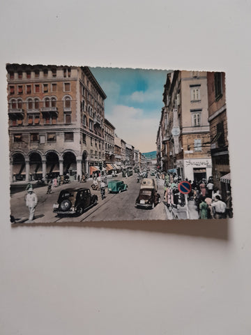 AK Trieste. Via Giosue Carducci.