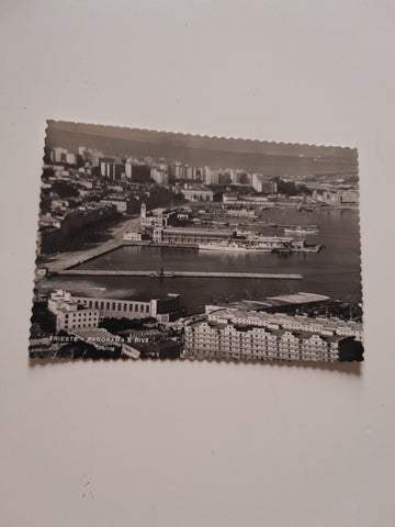 AK Trieste Panorama e Riva.