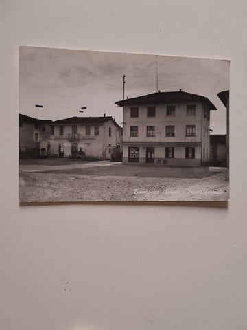 AK Basaldella. Piazza Centrale.