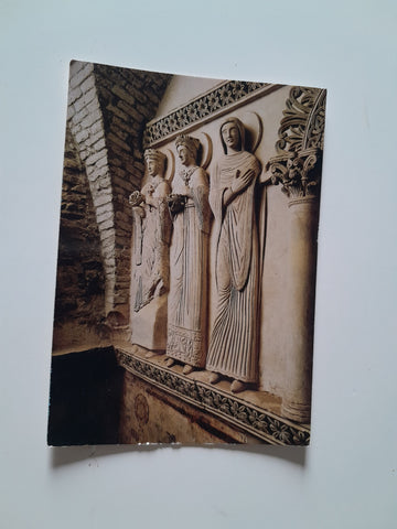 AK Cividale del Friuli. Tempietto Longobardo. Tre Sante e particolare di arco.