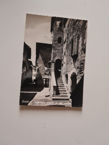 AK Grado. Suggestivo angolo di citta vecchia.