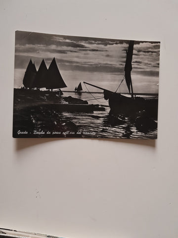 AK Grado - barche da pesca nell'ora del tramonto.