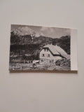 AK Naßfeldhütte mit Gartnerkofel.