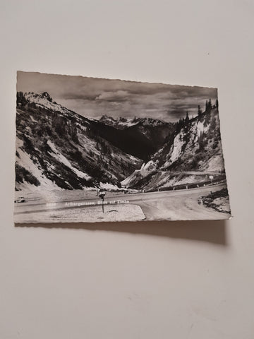 AK Arlbergstrasse. Blick auf Zimba.