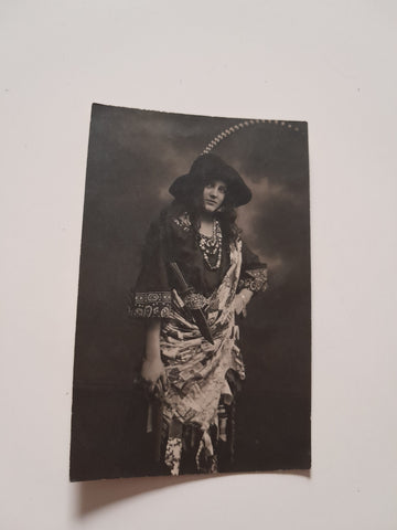 Porträtfoto (Verlag: Rudolf Högler, Bregenz)