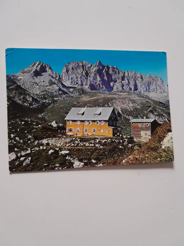 AK Freiburger Hütte mit Formarinsee und Roter Wand.