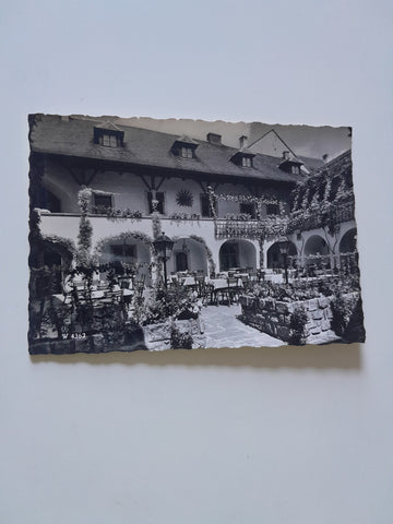 AK Krems an der Donau. Gasthof Post Arkadenhof.