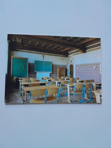 AK Berndorf. Volks- und Hauptschule Gotisches Klassenzimmer.