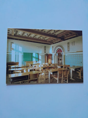 AK Berndorf. Volks- und Hauptschule Romanisches Klassenzimmer.