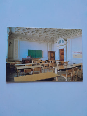 AK Berndorf. Volks- und Hauptschule Klassenzimmer im Stil der Röm. Renaissance.