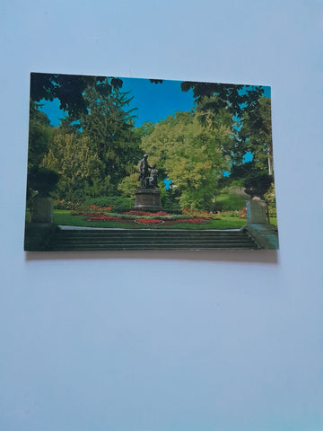 AK Baden bei Wien. Lanner-Strauß-Denkmal.