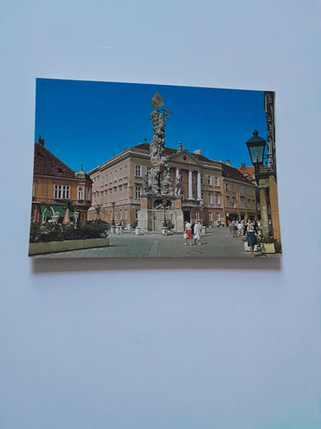 AK Baden bei Wien. Hauptplatz. Pestsäule und Rathaus.