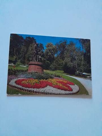 AK Baden bei Wien. Lanner-Strauß-Denkmal im Kurpark.