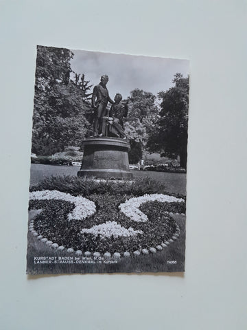 AK Baden bei Wien. Lanner-Strauss-Denkmal.
