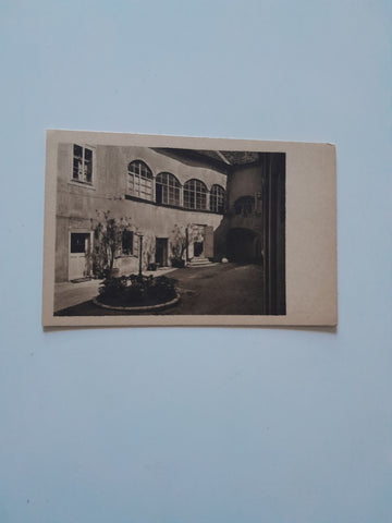 AK Baden bei Wien. Alter Hof in der Frauengasse.