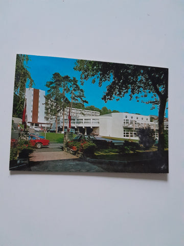 AK Bad Deutsch-Altenburg. Neues Kurzentrum - Kaiserbad.