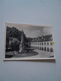 AK Heiligenkreuz. Stiftshof.