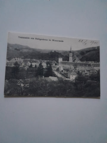 AK Totalansicht von Heiligenkreuz im Wienerwalde.