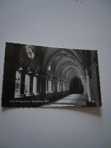 AK Stift Heiligenkreuz. Kreuzgang.
