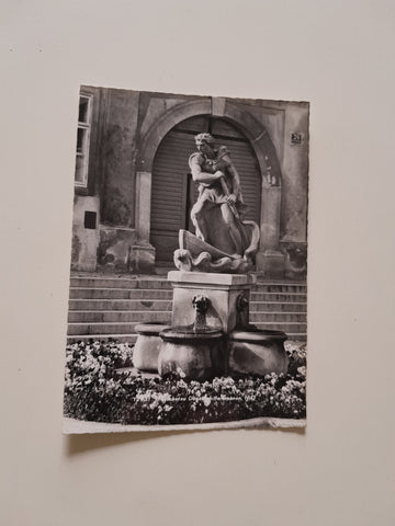AK Stockerau Donauschifferbrunnen.