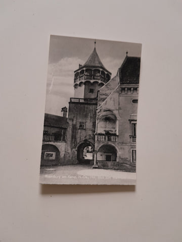 AK Rosenburg am Kamp. Hof, Blick zum Warthturm.