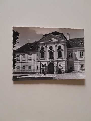 AK Prämonstratenserabtei Geras. Hauptportal.