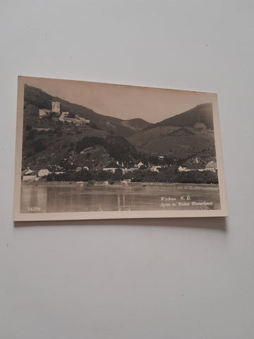 AK Spitz an der Donau mit Ruine Hinterhaus.