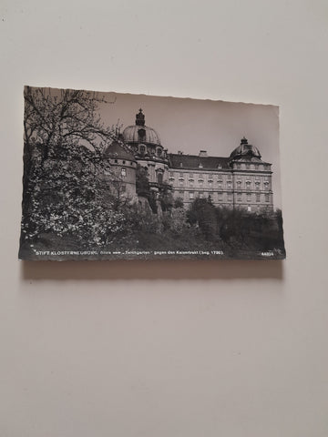 AK Stift Klosterneuburg. Blick vom Teichgraben gegen den Kaisertrakt. (1962)