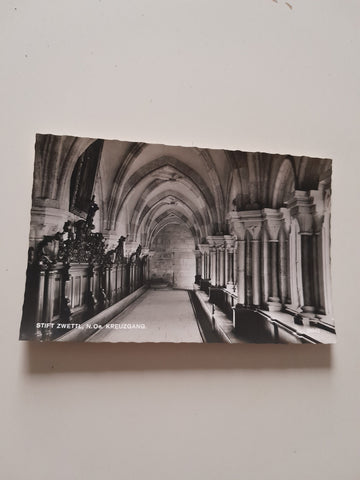 AK Stift Zwettl, Kreuzgang. (1963)
