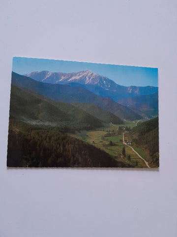 AK Blick ins Klostertal gegen Schneeberg vom Mariahilfberg in Gutenstein.