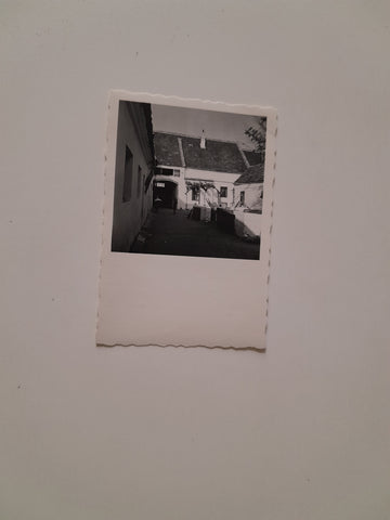 Kleines Foto Weinhauerhof in Mistelbach. (1955)