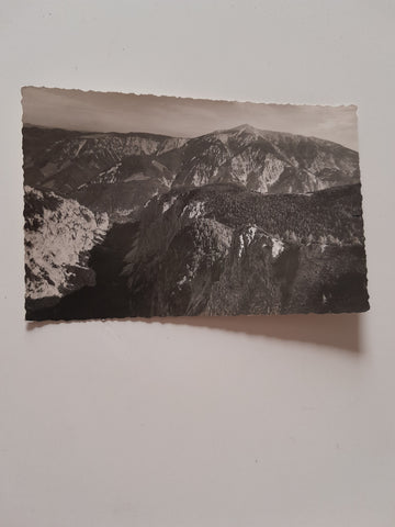 AK Rax. Höllentalaussicht mit Loswand u. Schneeberg.