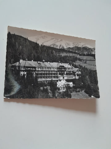 AK Semmering. Kurhaus gegen Schneeberg. (1960)