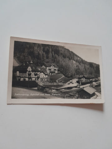 AK Semmering. Bahnhof und Hotel Stefanie.