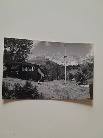AK Brunnalm. Jausenstation Pflanslhütte. Pächter: B. Zangl.