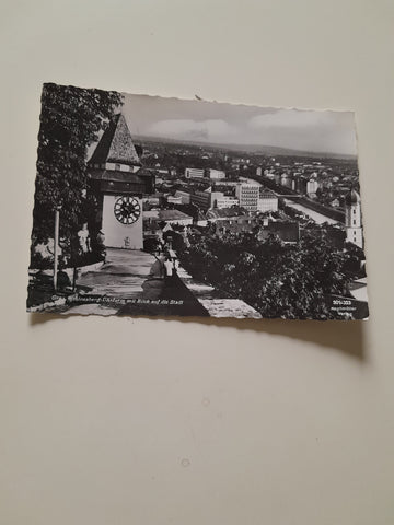 AK Graz. Schlossberg Uhrturm mit Blick auf die Stadt.